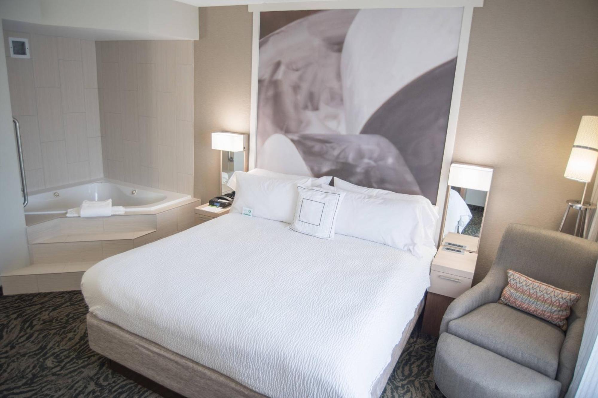 Hotel Courtyard By Marriott Hickory Exteriér fotografie